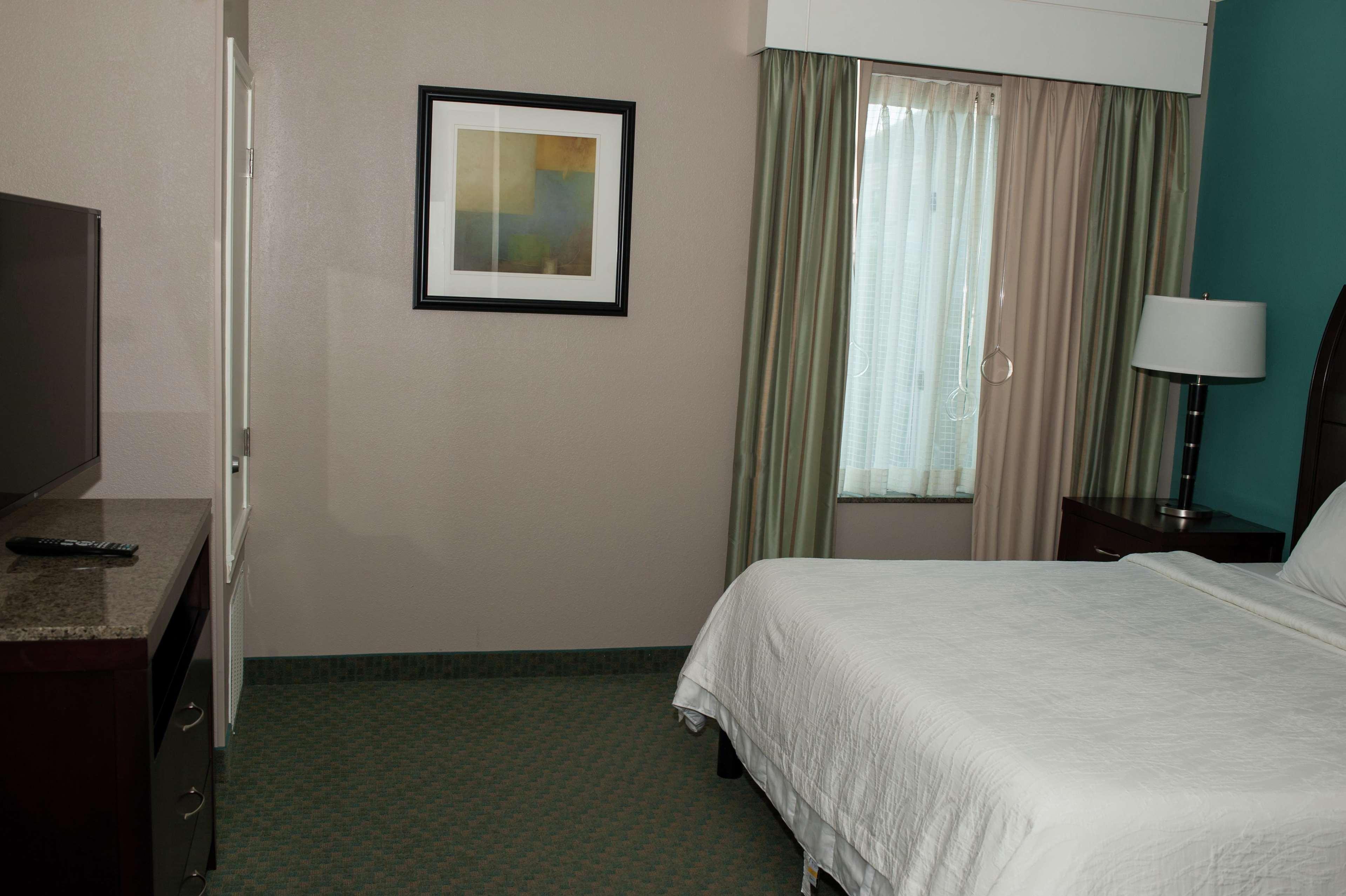 Hilton Garden Inn Tyler Exterior photo