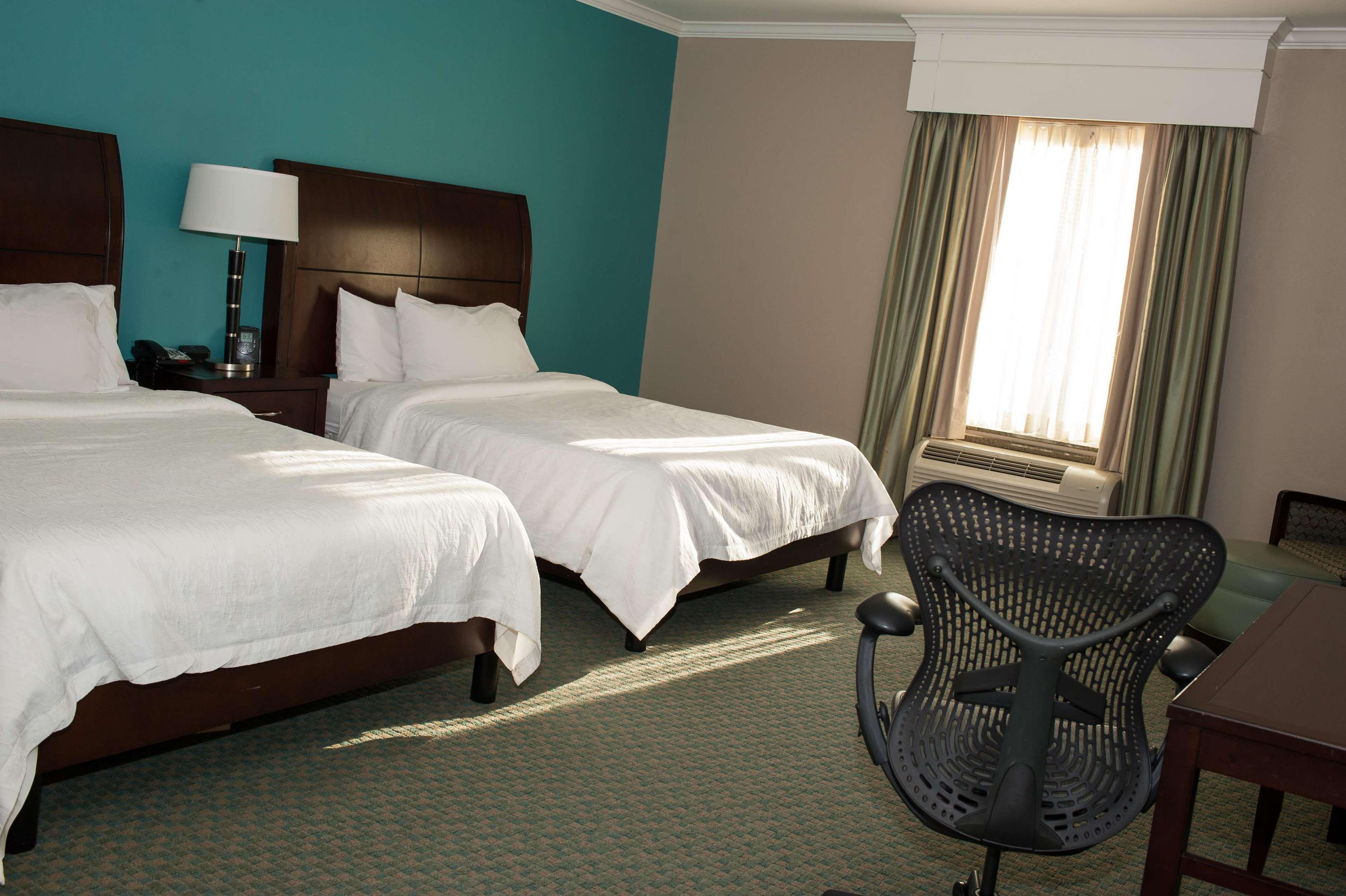 Hilton Garden Inn Tyler Exterior photo