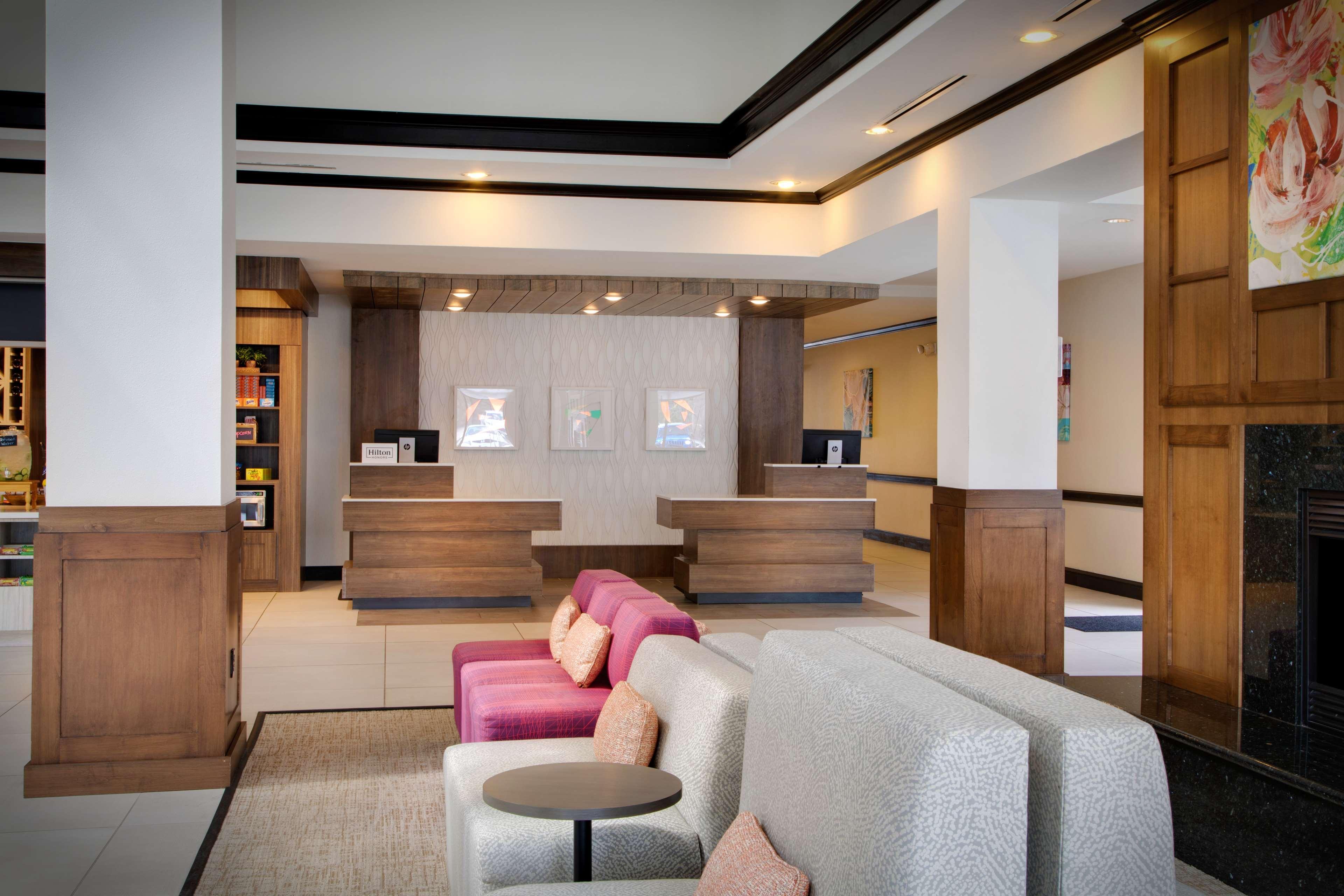 Hilton Garden Inn Tyler Exterior photo