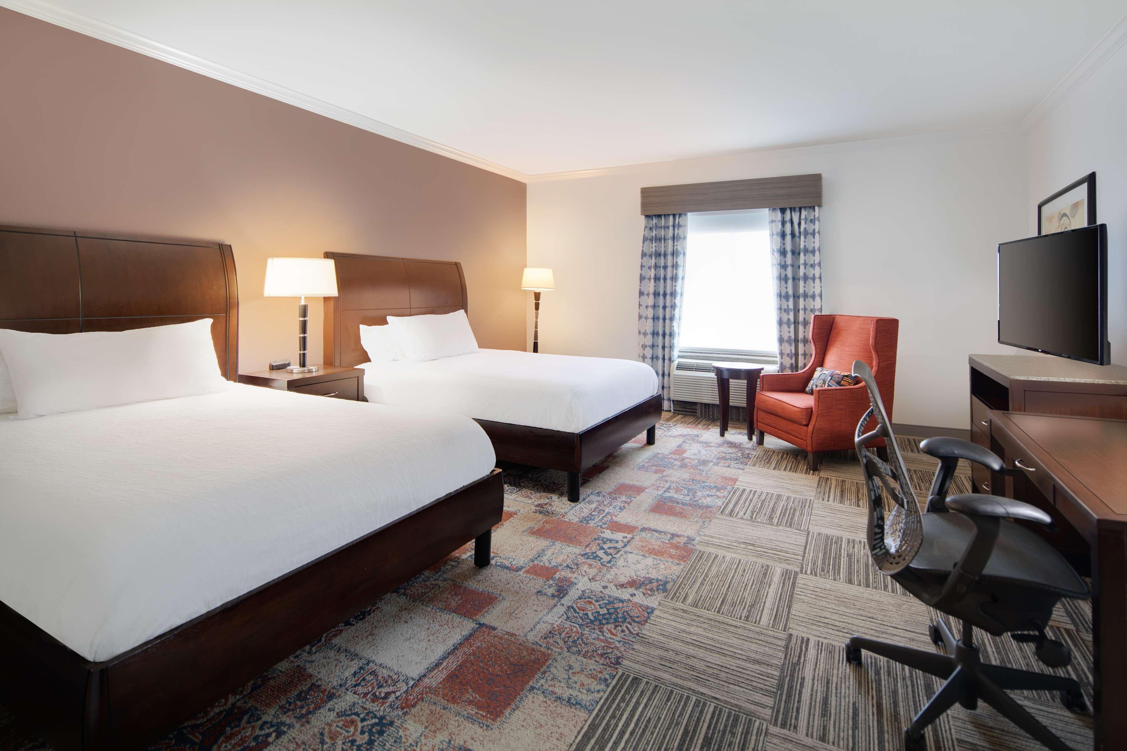 Hilton Garden Inn Tyler Exterior photo