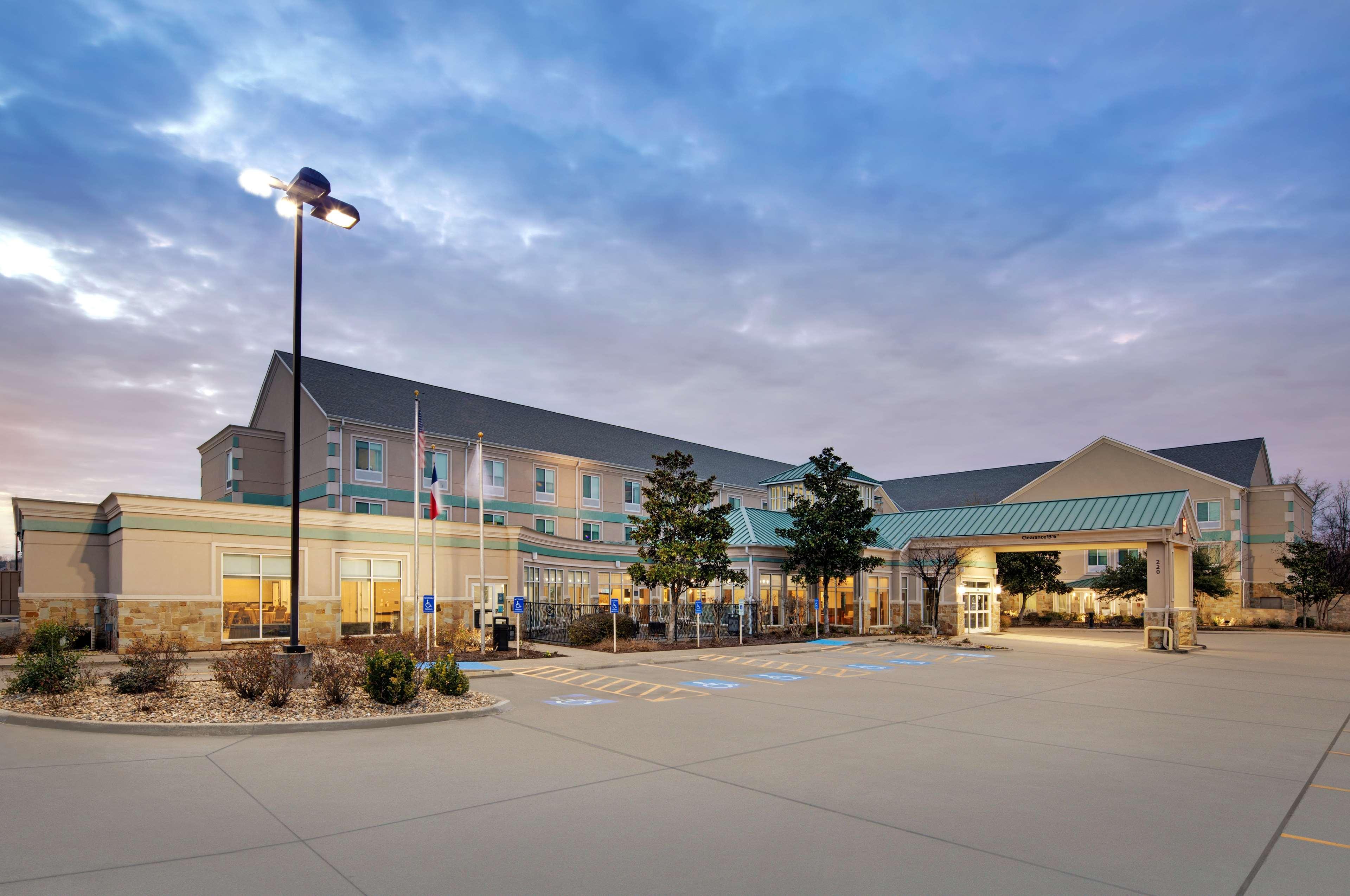 Hilton Garden Inn Tyler Exterior photo