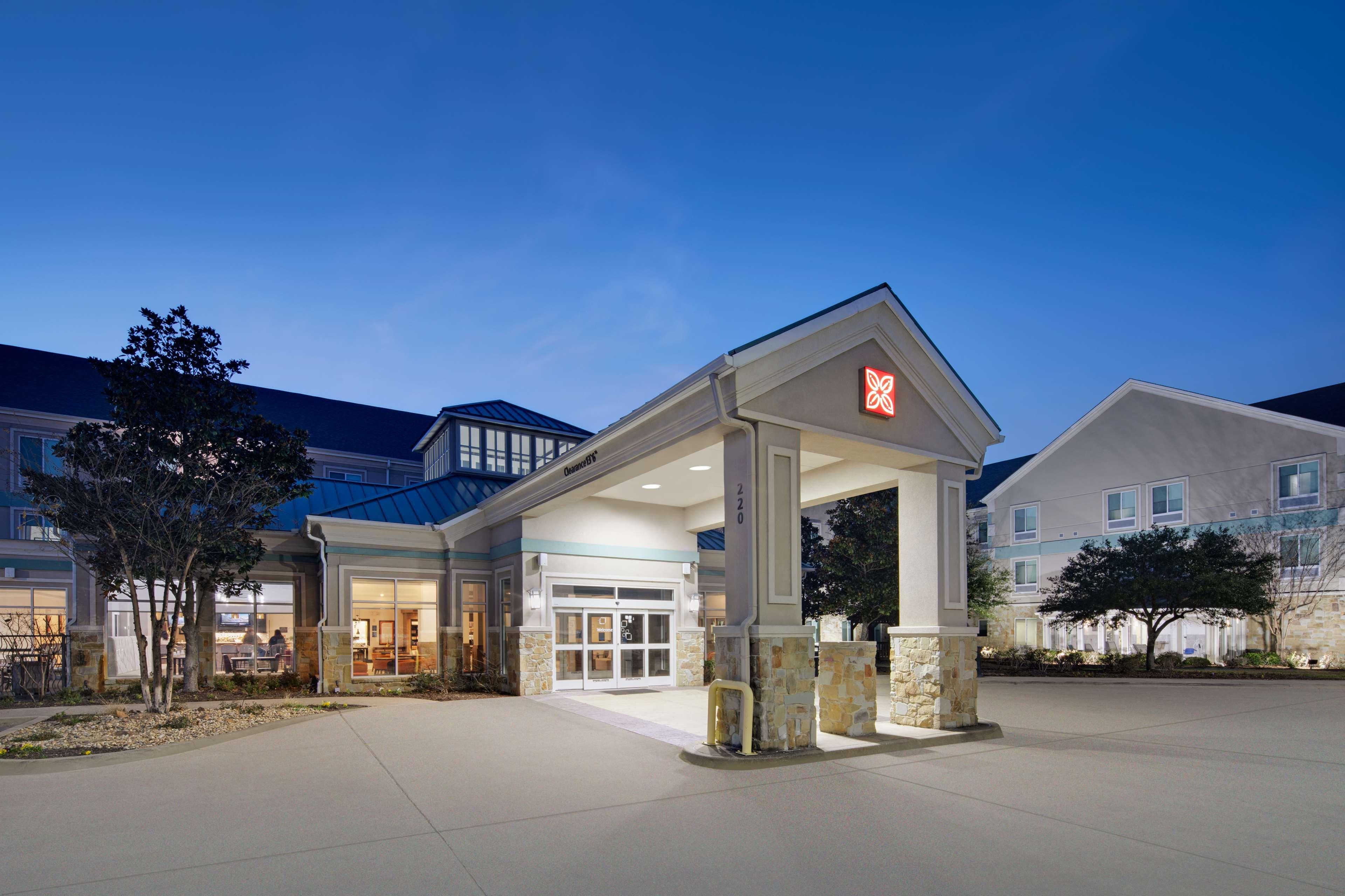 Hilton Garden Inn Tyler Exterior photo